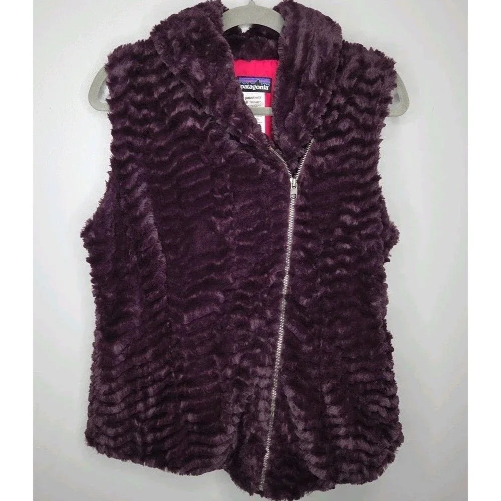 Patagonia Pelage Sherpa Faux Fur Vest Purple/Magenta Size L Women’s EUC